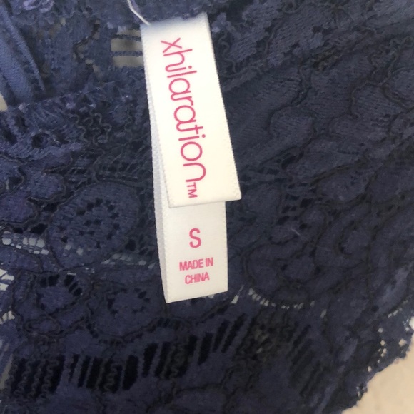 2FOR22$ XHILIRATION NAVY BLUE LACE HALTER DRESS - Picture 4 of 5